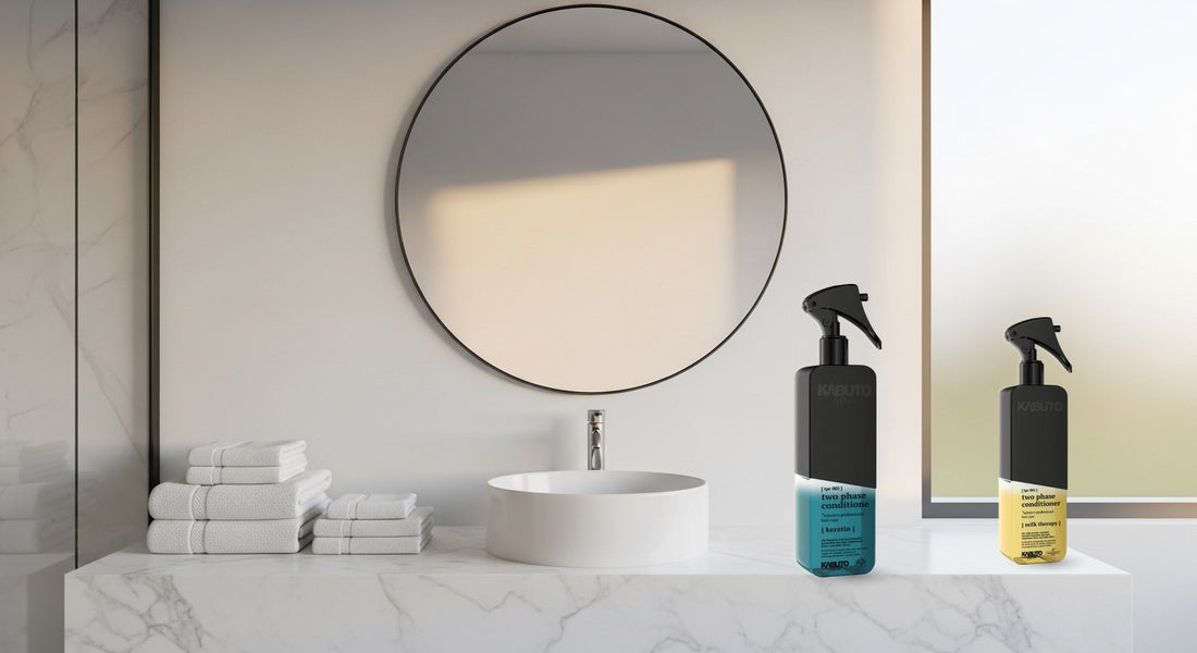 Kabuto Zwei-Phasen-Spülung Keratin und Milk Therapy auf einem hellen Badezimmer-Waschtisch — Haare nach dem Sommer reparieren