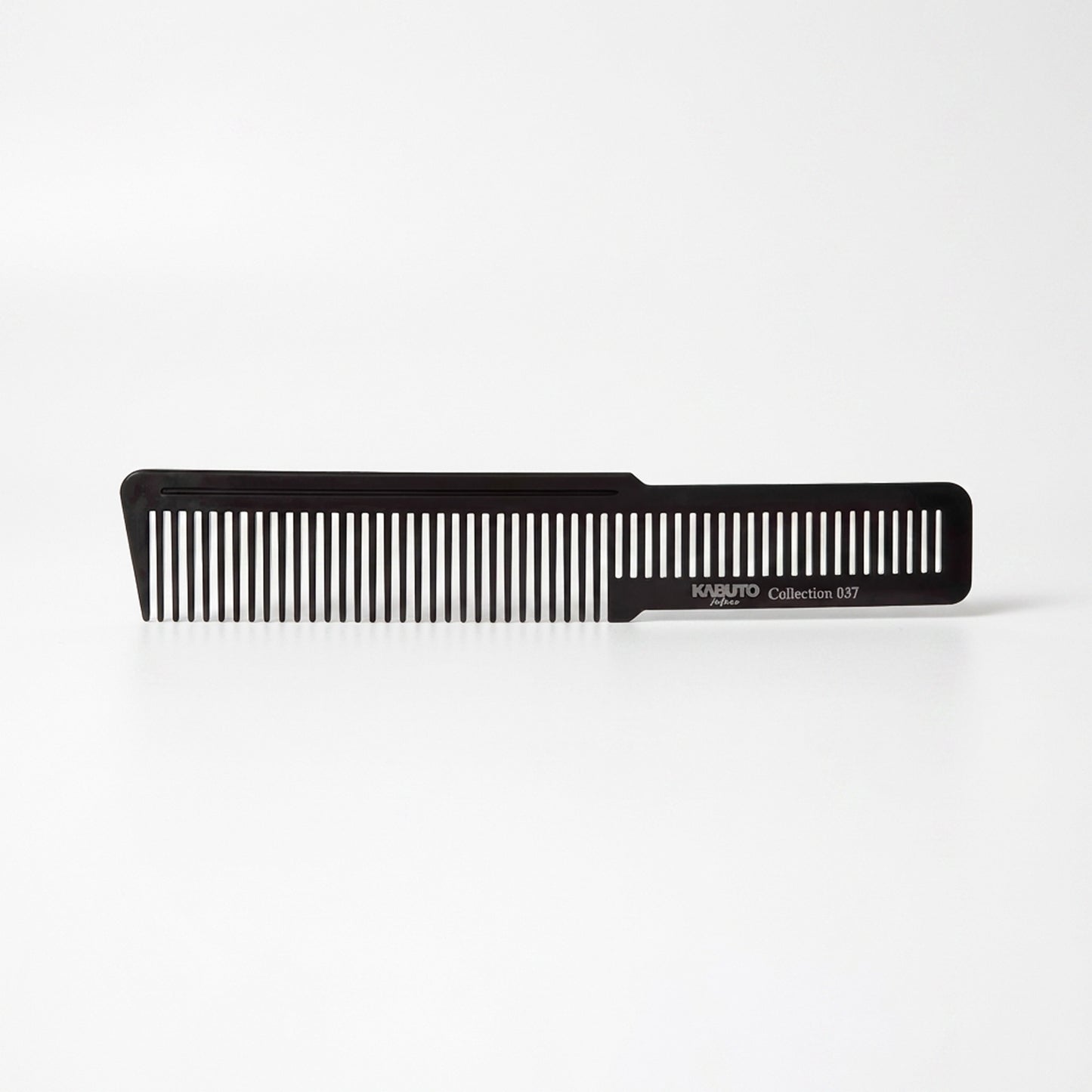 Kabuto Katana Kamm Modell 037 — Produktfoto