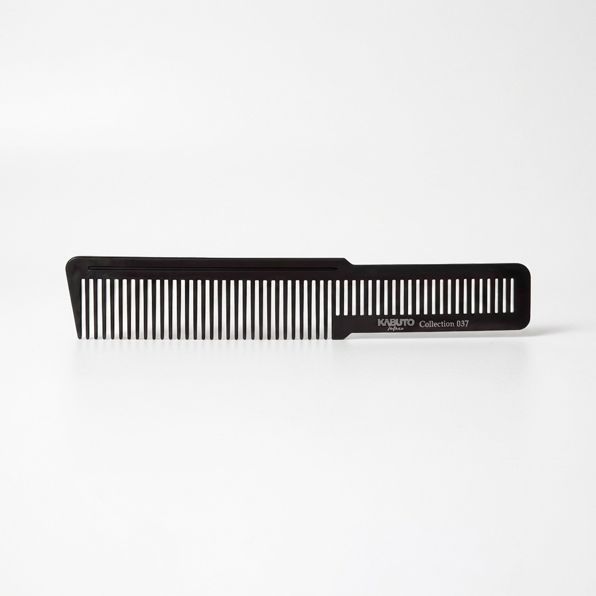 Kabuto Katana Kamm Modell 037 — Produktfoto