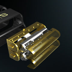 Doppelfolie aus Gold-Titan und die beiden Echo-Cutter im Detail